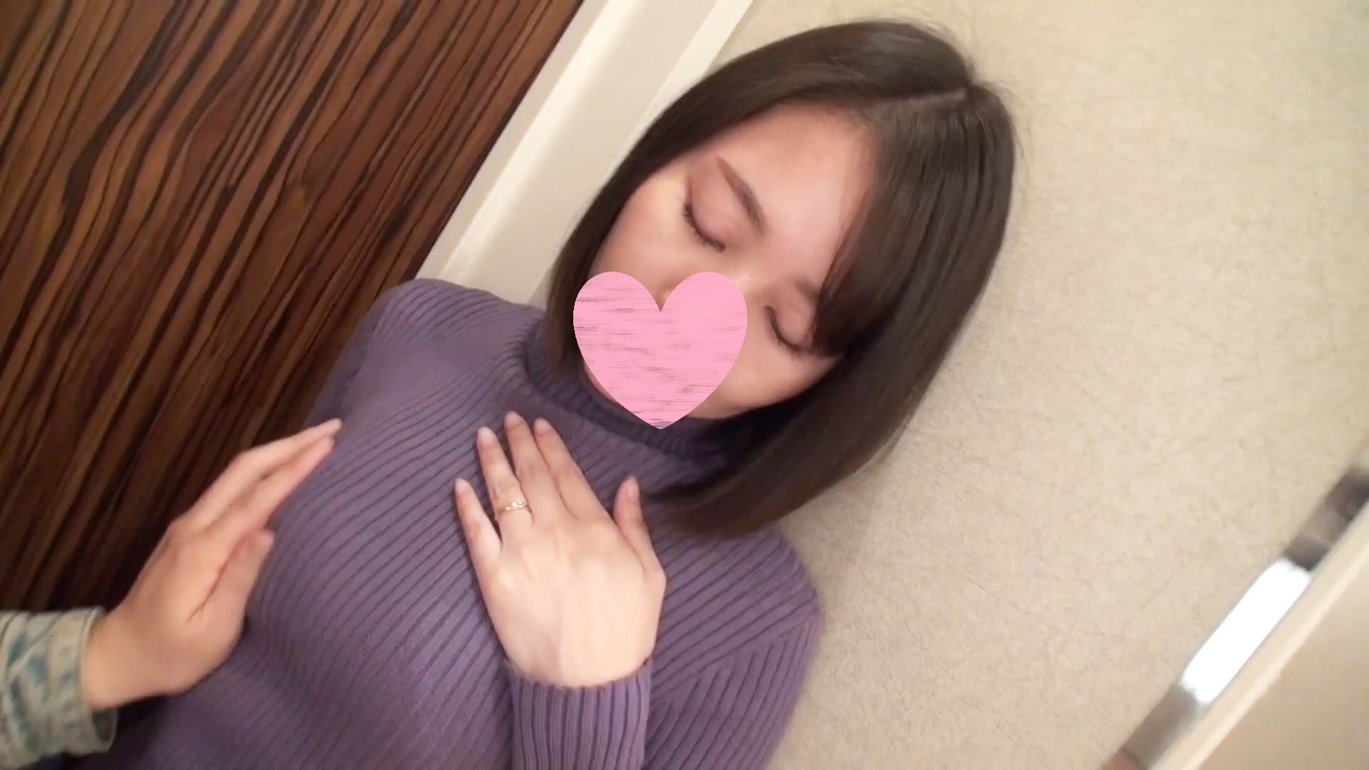 FC2PPV 3183042 A Beautiful Witch&rsquo;s Married Woman Who Can&rsquo;t Stop Lusting For Younger Kun&rsquo;s Big Cock. The Pussy Is Licked For The First Time In Two Years And The Pleasure Does Not Stop And It Goes Crazy With Rough Breathing! The Wedding Ring That Shines Sadly&hellip;