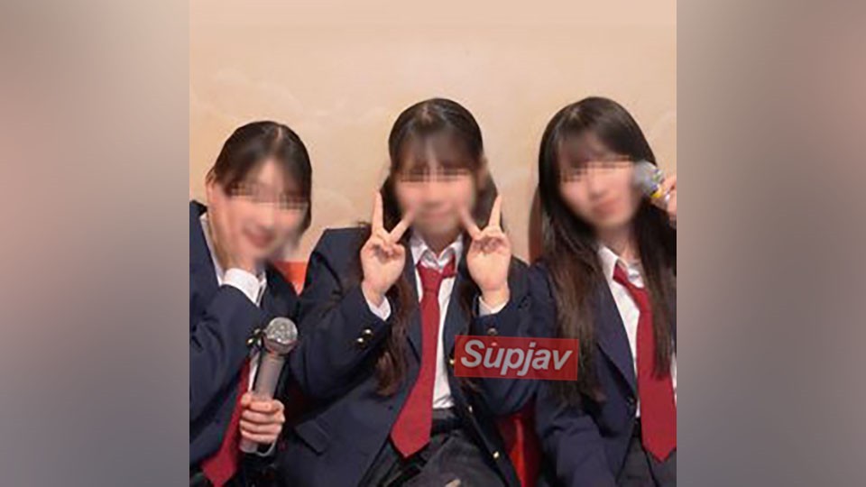 FC2PPV 4063824 Part-Time Job Treasured Sleepover Sex At A Girls&rsquo; School Donut Shop&hellip; Later With Friends