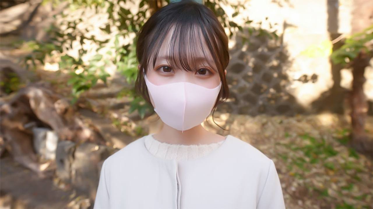 FC2PPV 4589397 [Uncensored, Amateur, Uniform] Geneki Idol Clothed Bukkake 《Green Piping School Swimsuit》