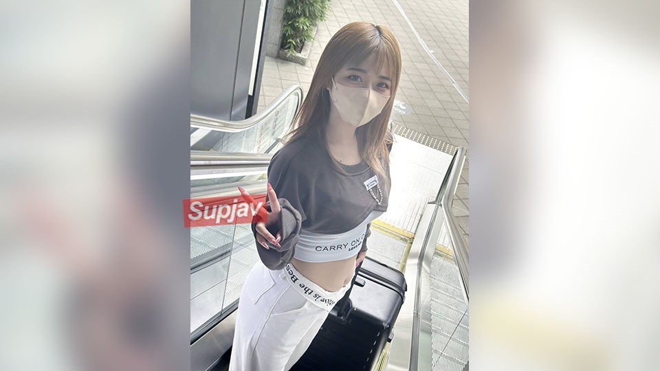 FC2PPV 4693309 [Famous Magazine Model] "Big-Breasted Beauty Influencer" One-Shot Real Raw Creampie Filming With A Daily Wage Of 1.8 Million Yen. [70 Minutes In Total High-Quality Bonus]
