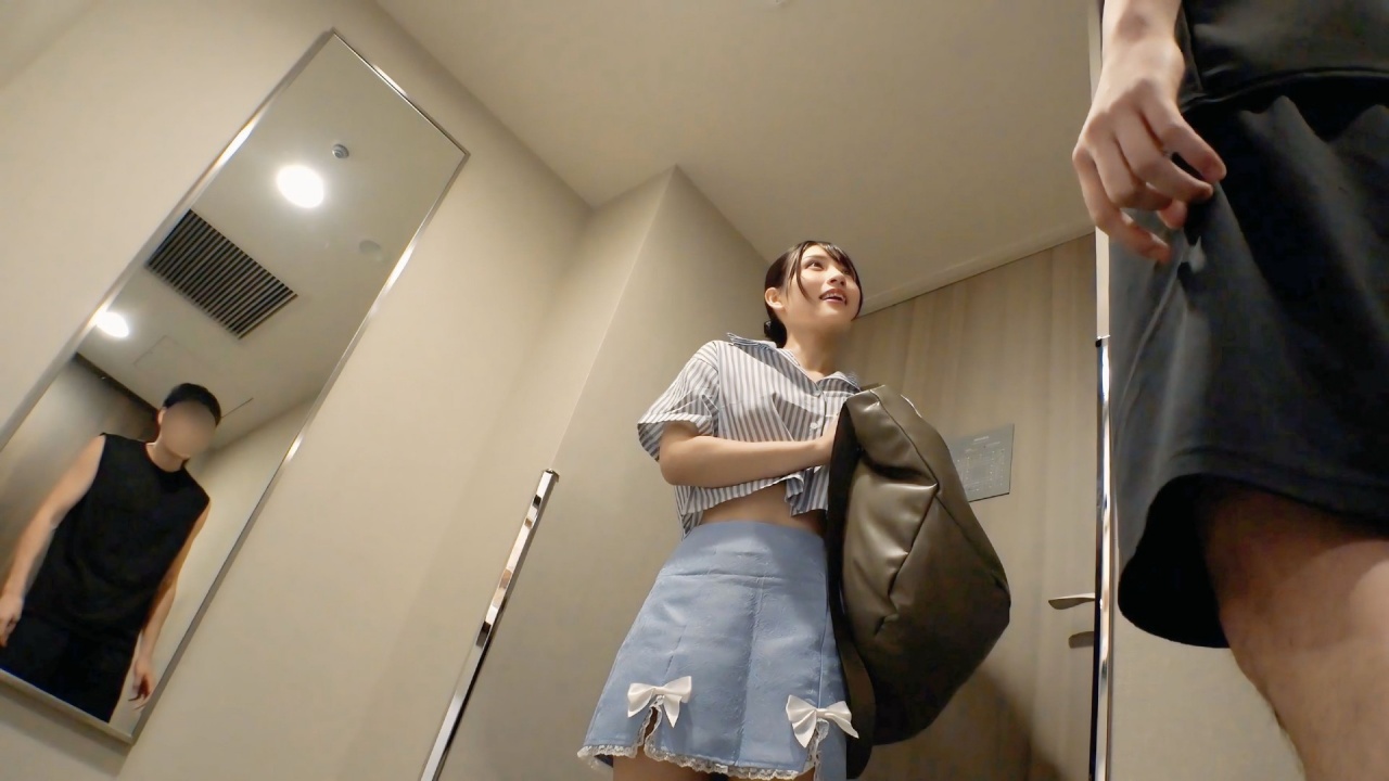 FC2PPV 4703955 [SS-Class Men’s Massage] Two Consecutive Ejaculations On Super Popular Girl M-Chan. Remove The Condom And Cum Inside Her, Even Though She May Be Banned.