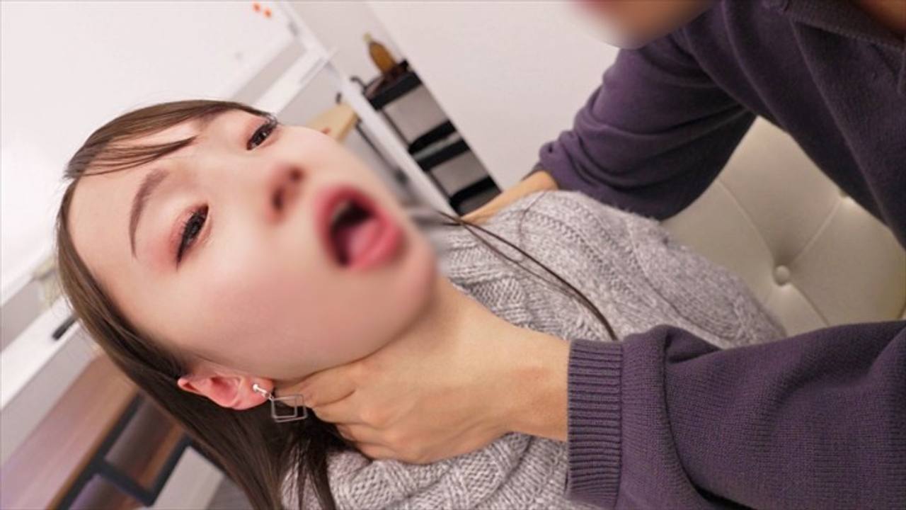 FC2PPV 4724729 [The Most Crazy Splash Irrumatio] Super Cute JD Deep Squirting Meat Masturbator With Deep Throat Thrusts [Reiwa Era Nonsense]