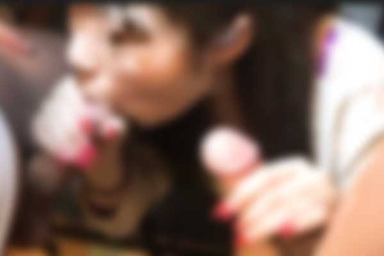 FC2PPV 4760632 *90% Off Until The 21st* [Amateur Private Shooting] Enjoy A Raw Threesome With A Small-Breasted Dental Assistant Exuding Adult Pheromones.