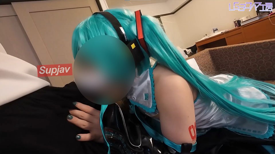 FC2PPV 4785946 [Ugys 78] First Time Having Sex In A Xxx Costume.