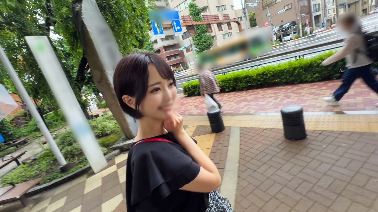 FC2PPV 4815863 [Eyes Rolled, Fainting] Horny Wife Squirts In A Crazy Orgasm With A Crazy Creampie [Already Developed] [cen]