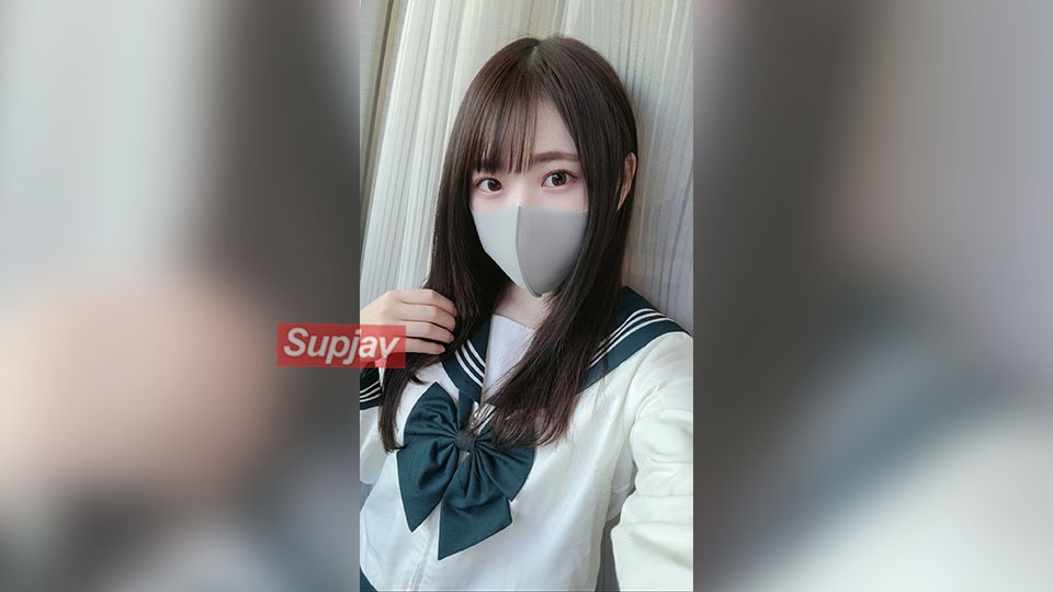 FC2PPV 4821446 [First Shooting] "This Is The First Time I&rsquo;ve Ever Squirted Like This&hellip; A Threatening Flood Of Over 1 Liters Of Squirting." A Massive Facial Record.