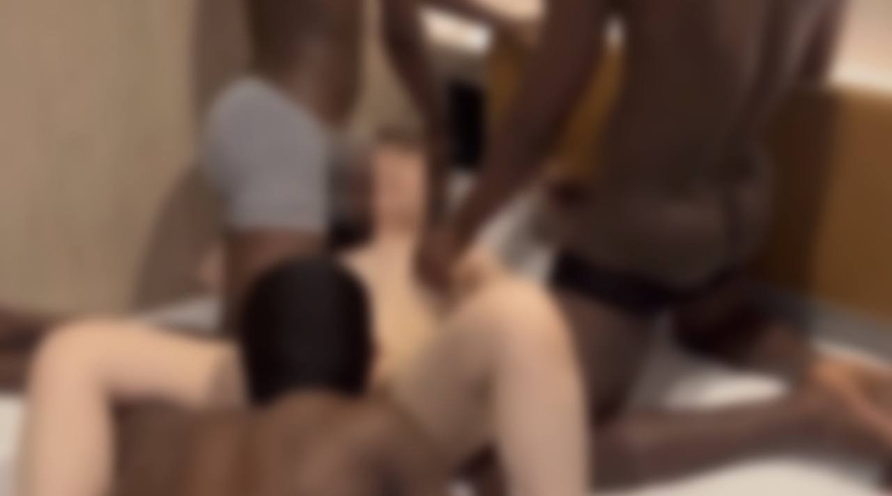 FC2PPV 4879954 [No・[First-time Offer] [70% OFF] Big Ass In Front Of My Boyfriend・Three Big-dick Black Men Violently Fuck A Beautiful Woman With Gorgeous Breasts, Cumming A Huge Load・mosquito・hair・Raw Cumshot NTR Sweaty 4P Fuck!