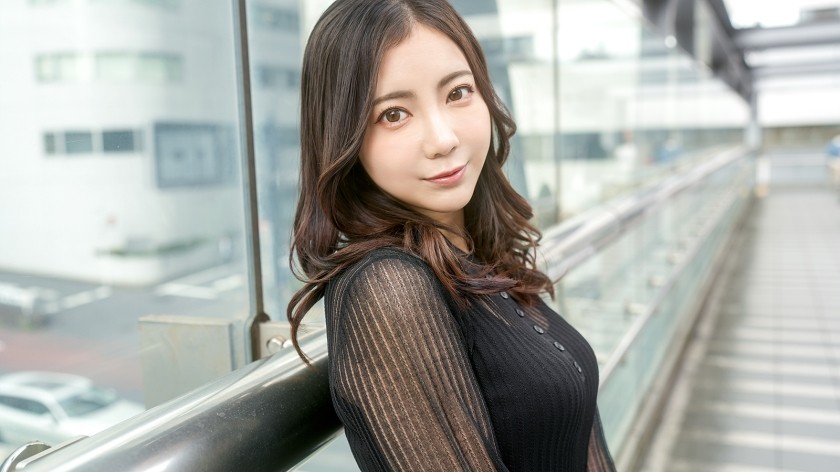 SIRO-5463 [Popular Aura X Experienced, Sensitive Body] 32-Year-Old Beautiful Influencer Is Nervous About Her First Shoot! "I’m Nervous…" She Says As She Smiles, And The Intense Tongue-Entangled Kiss And Waves Of Pleasure Begin. She Can’t Refuse, And She Can’t Hide Her True Orgasm [First Shoot] Applying For AV Online → AV Experience Shoot 2371