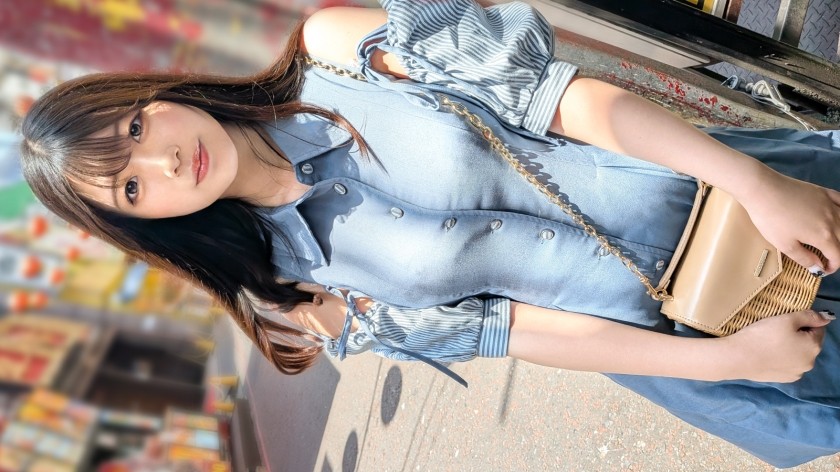 SIRO-5578 [Chubby Lovers, Gather!!] She Has A Cute Face, But When She Takes Off Her Underwear, Her Body Becomes Wild! If You’re Someone Who’s So Erotic You Don’t Know Where To Look, Then You’re In For A Treat!!! Paradise Is Right Around The Corner! ♪ [First Time Shoot] Applying For AV Online → AV Experience Shoot 2462